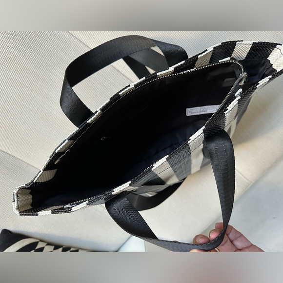 ZARA black & white striped woven tote bag NWT - Picture 9 of 10